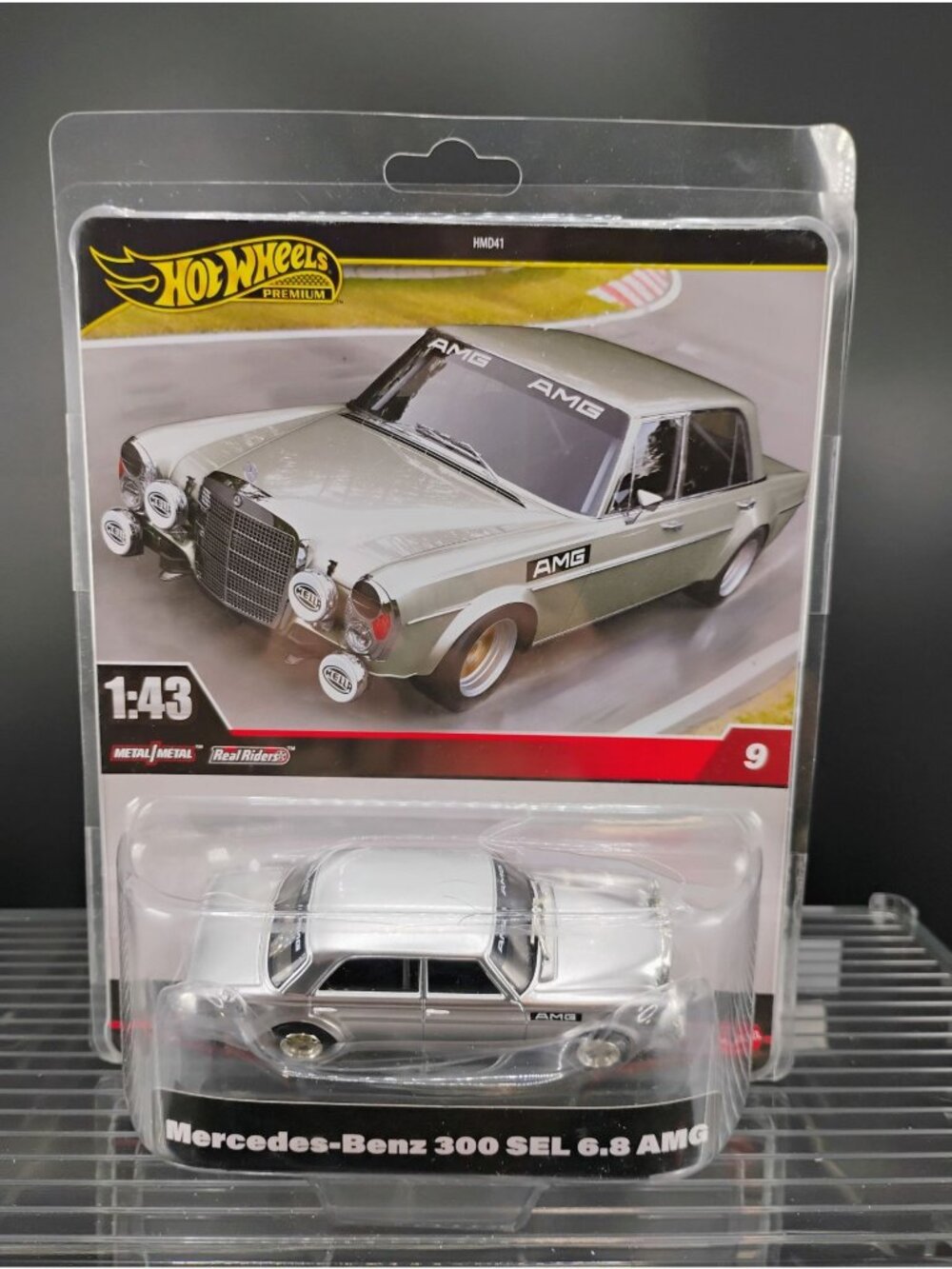 Mercedes Benz 300 Sel 6.8 Amg Hot Wheels Premium 1:43